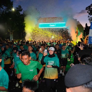 Race photo from BAUR RUN 2025