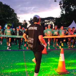 Race photo from BAUR RUN 2025