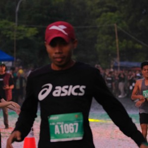 Race photo from BAUR RUN 2025