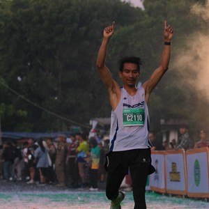 Race photo from BAUR RUN 2025