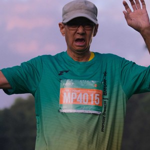 Race photo from BAUR RUN 2025