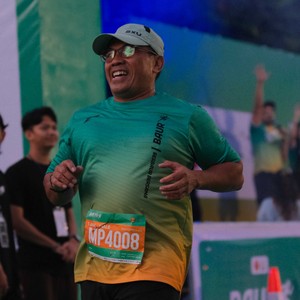 Race photo from BAUR RUN 2025
