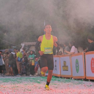 Race photo from BAUR RUN 2025