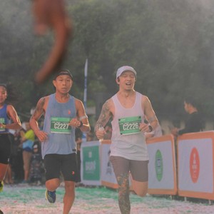 Race photo from BAUR RUN 2025