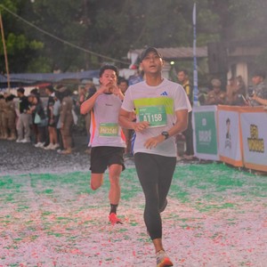 Race photo from BAUR RUN 2025