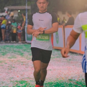 Race photo from BAUR RUN 2025