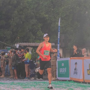Race photo from BAUR RUN 2025
