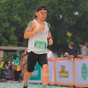 Race photo from BAUR RUN 2025