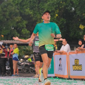 Race photo from BAUR RUN 2025