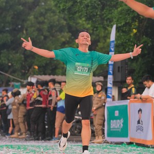 Race photo from BAUR RUN 2025