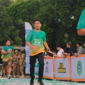 Race photo from BAUR RUN 2025