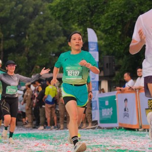 Race photo from BAUR RUN 2025