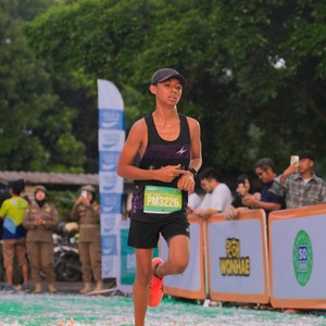 Race photo from BAUR RUN 2025