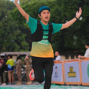 Race photo from BAUR RUN 2025