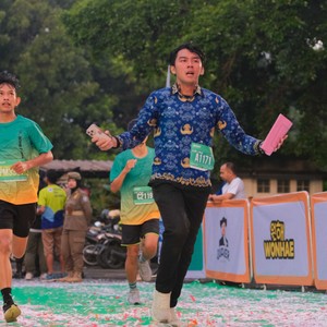 Race photo from BAUR RUN 2025