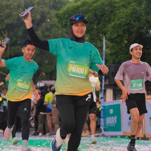 Race photo from BAUR RUN 2025
