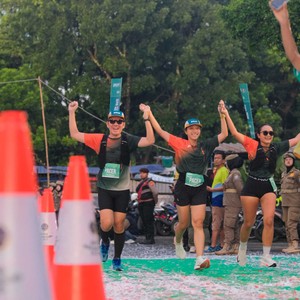 Race photo from BAUR RUN 2025