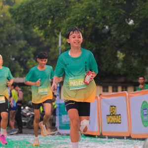 Race photo from BAUR RUN 2025