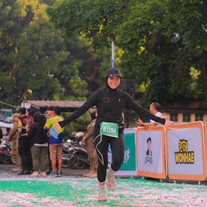 Race photo from BAUR RUN 2025