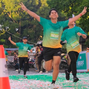 Race photo from BAUR RUN 2025