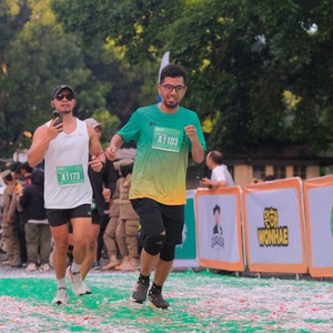 Race photo from BAUR RUN 2025