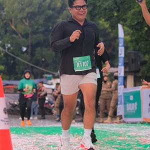 Race photo from BAUR RUN 2025