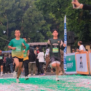 Race photo from BAUR RUN 2025