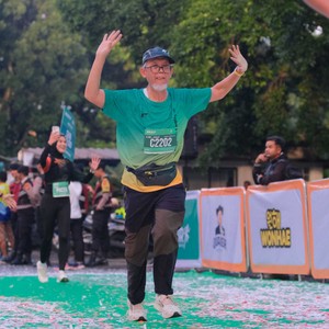 Race photo from BAUR RUN 2025