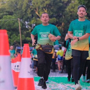 Race photo from BAUR RUN 2025