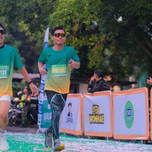 Race photo from BAUR RUN 2025