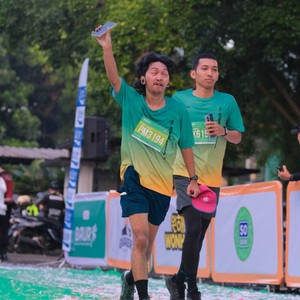 Race photo from BAUR RUN 2025