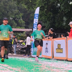Race photo from BAUR RUN 2025