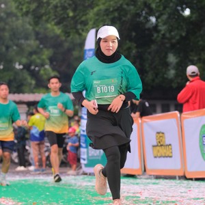 Race photo from BAUR RUN 2025