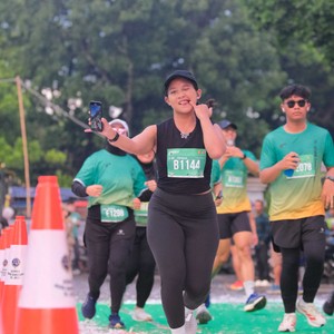 Race photo from BAUR RUN 2025