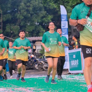 Race photo from BAUR RUN 2025