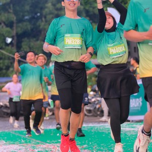 Race photo from BAUR RUN 2025