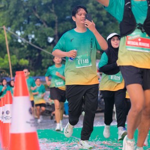 Race photo from BAUR RUN 2025
