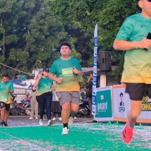 Race photo from BAUR RUN 2025