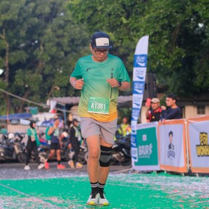 Race photo from BAUR RUN 2025