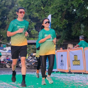 Race photo from BAUR RUN 2025