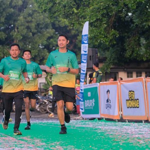 Race photo from BAUR RUN 2025