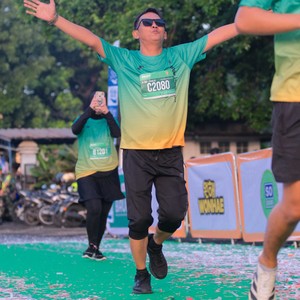 Race photo from BAUR RUN 2025