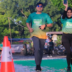 Race photo from BAUR RUN 2025