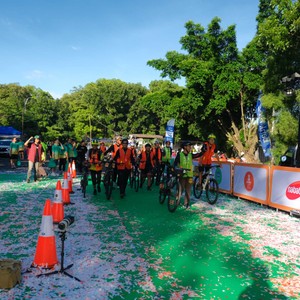 Race photo from BAUR RUN 2025