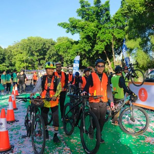Race photo from BAUR RUN 2025