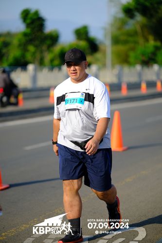 Race photo from KBP City Run 2024