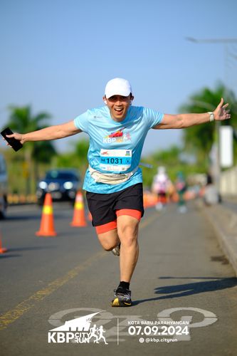 Race photo from KBP City Run 2024