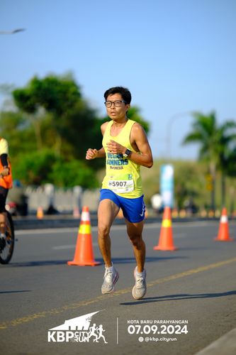 Race photo from KBP City Run 2024