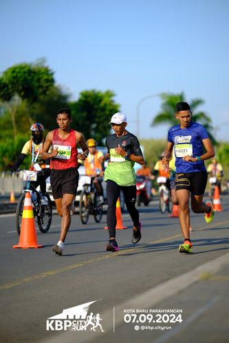 Race photo from KBP City Run 2024