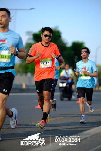 Race photo from KBP City Run 2024